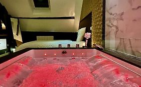 L'intemporel Suite Spa Champagne-sur-oise
